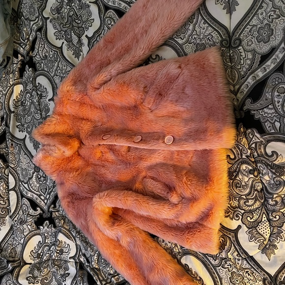 PINK FUR COAT - Picture 1 of 2